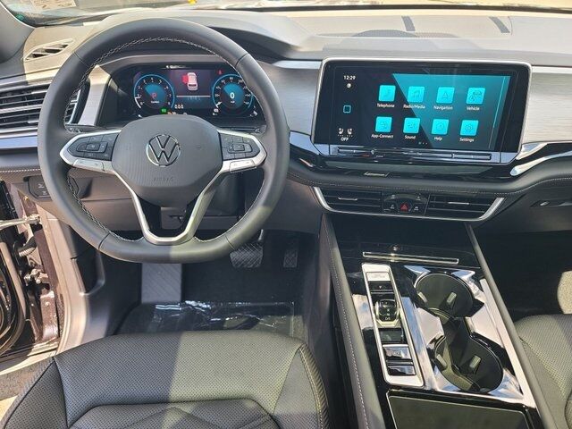 2025 Volkswagen Atlas Cross Sport 2.0T SE w/Technology Springfield VA