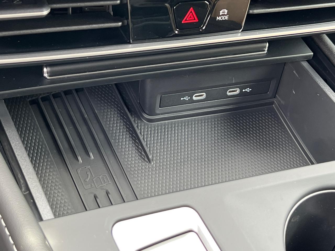 2025 Volkswagen Atlas Cross Sport 2.0T SE Hagerstown MD