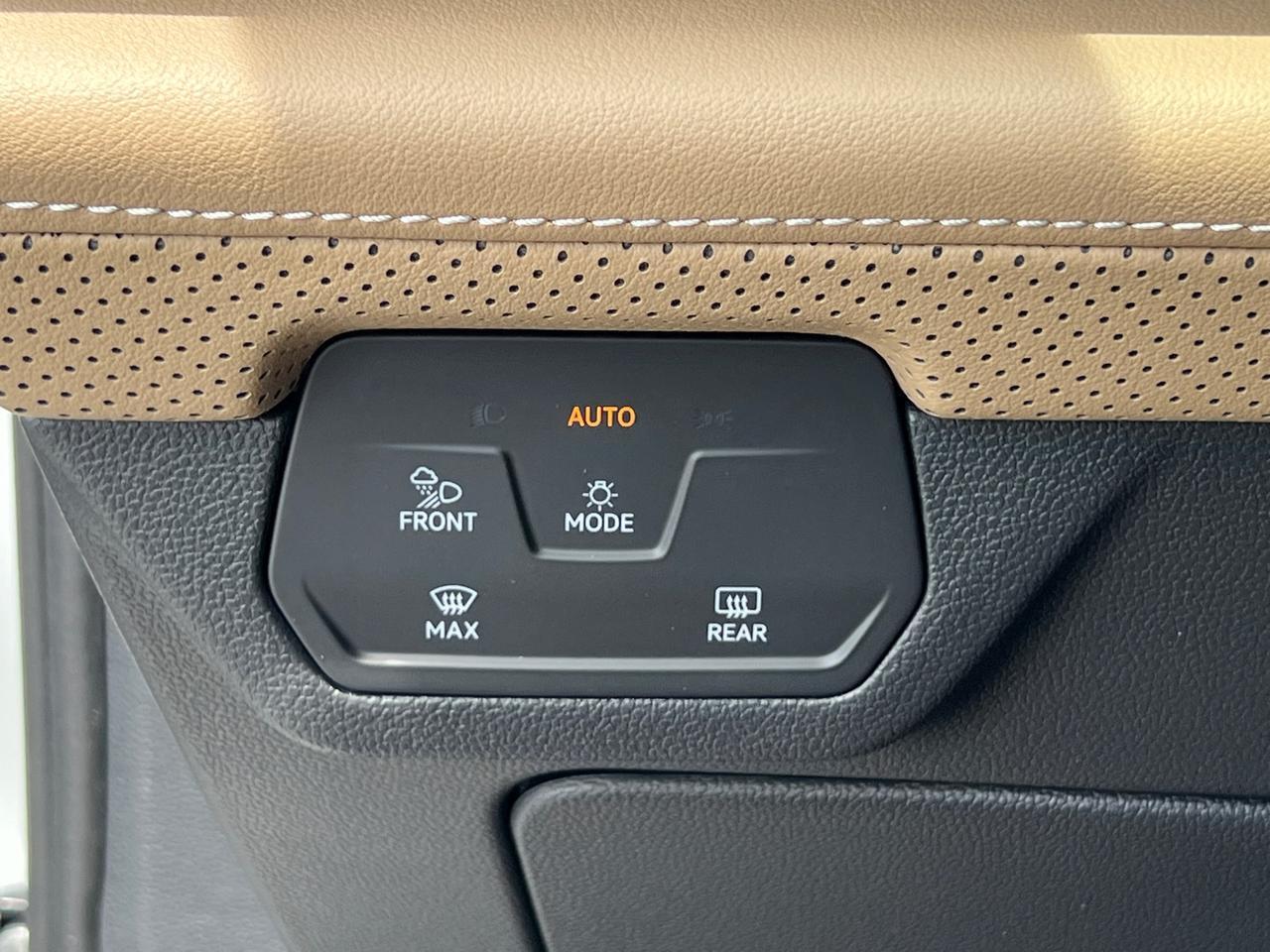 2025 Volkswagen Atlas Cross Sport 2.0T SE Hagerstown MD