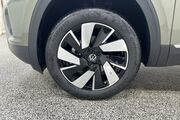 2025 Volkswagen Atlas Cross Sport 2.0T SEL Oshkosh WI