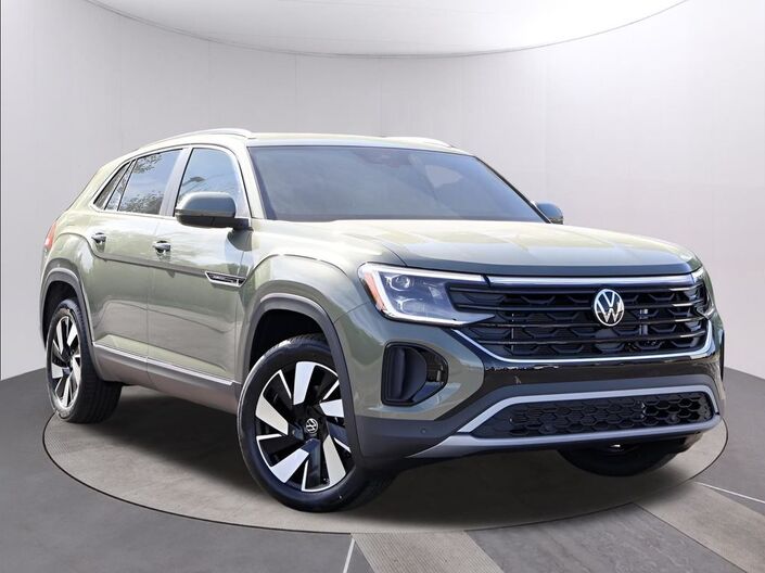 2025 Volkswagen Atlas Cross Sport 2.0T SEL Oshkosh WI