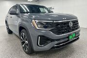 2025 Volkswagen Atlas Cross Sport 2.0T SEL Premium R-Line Oshkosh WI