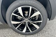 2025 Volkswagen Atlas Cross Sport 2.0T SEL Premium R-Line Oshkosh WI