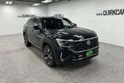 2025 Volkswagen Atlas Cross Sport 2.0T SEL Premium R-Line Oshkosh WI