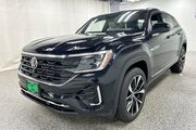 2025 Volkswagen Atlas Cross Sport 2.0T SEL Premium R-Line Oshkosh WI