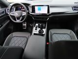 2025 Volkswagen Atlas Cross Sport 2.0T SEL Premium R-Line Oshkosh WI