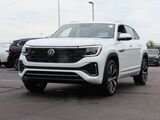 2025 Volkswagen Atlas Cross Sport 2.0T SEL Premium R-Line Oshkosh WI