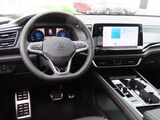 2025 Volkswagen Atlas Cross Sport 2.0T SEL Premium R-Line Oshkosh WI