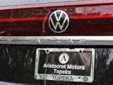 2025 Volkswagen Atlas Cross Sport 2.0T SEL Premium R-Line Oshkosh WI