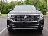 2025 Volkswagen Atlas Cross Sport 2.0T SEL Premium R-Line Oshkosh WI