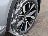 2025 Volkswagen Atlas Cross Sport 2.0T SEL Premium R-Line Oshkosh WI