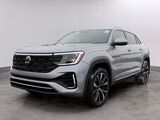 2025 Volkswagen Atlas Cross Sport 2.0T SEL Premium R-Line Oshkosh WI