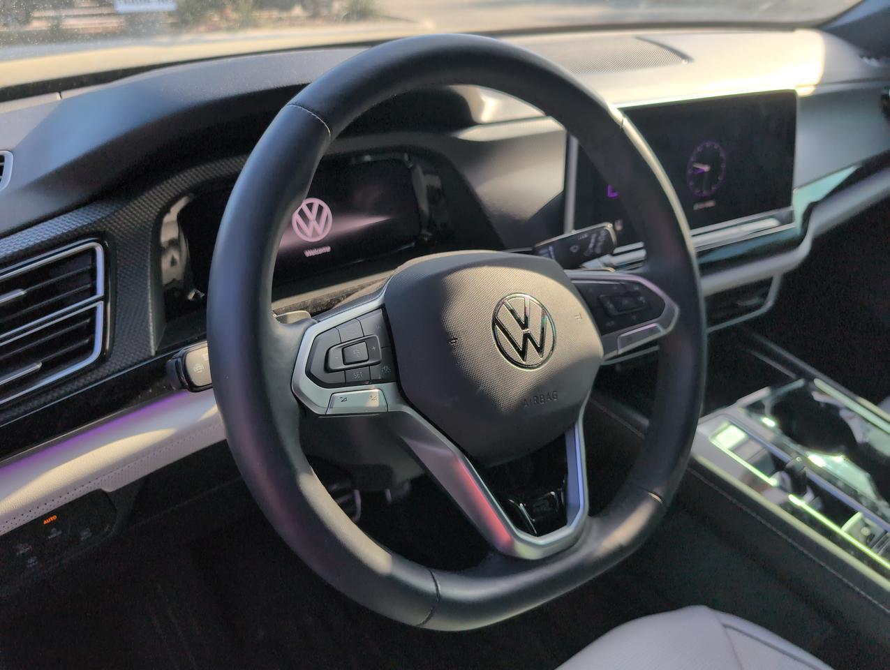 2025 Volkswagen Atlas Cross Sport 2.0T SEL Premium R-Line San Antonio TX
