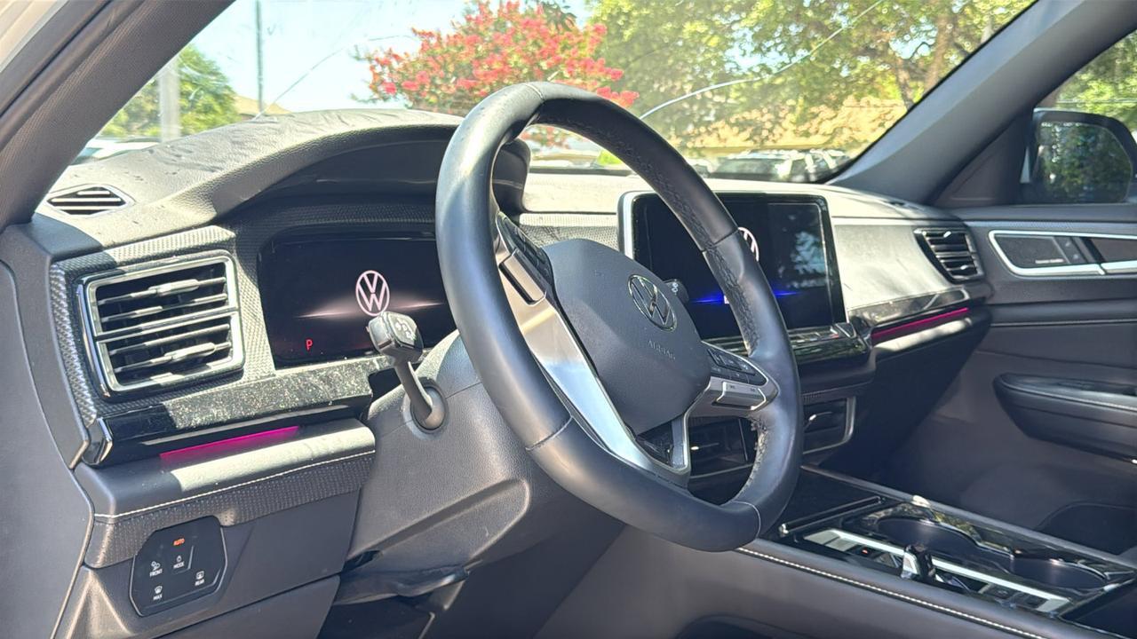 2025 Volkswagen Atlas Cross Sport 2.0T SEL Premium R-Line  Selma TX
