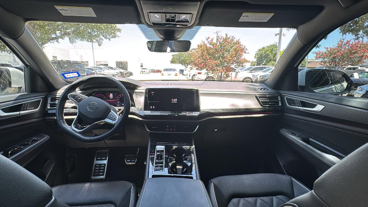 2025 Volkswagen Atlas Cross Sport 2.0T SEL Premium R-Line  Selma TX