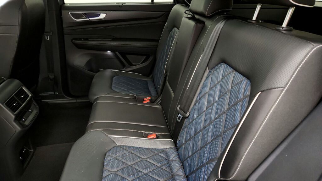 2025 Volkswagen Atlas Cross Sport 2.0T SEL Premium R-Line Laurel MD