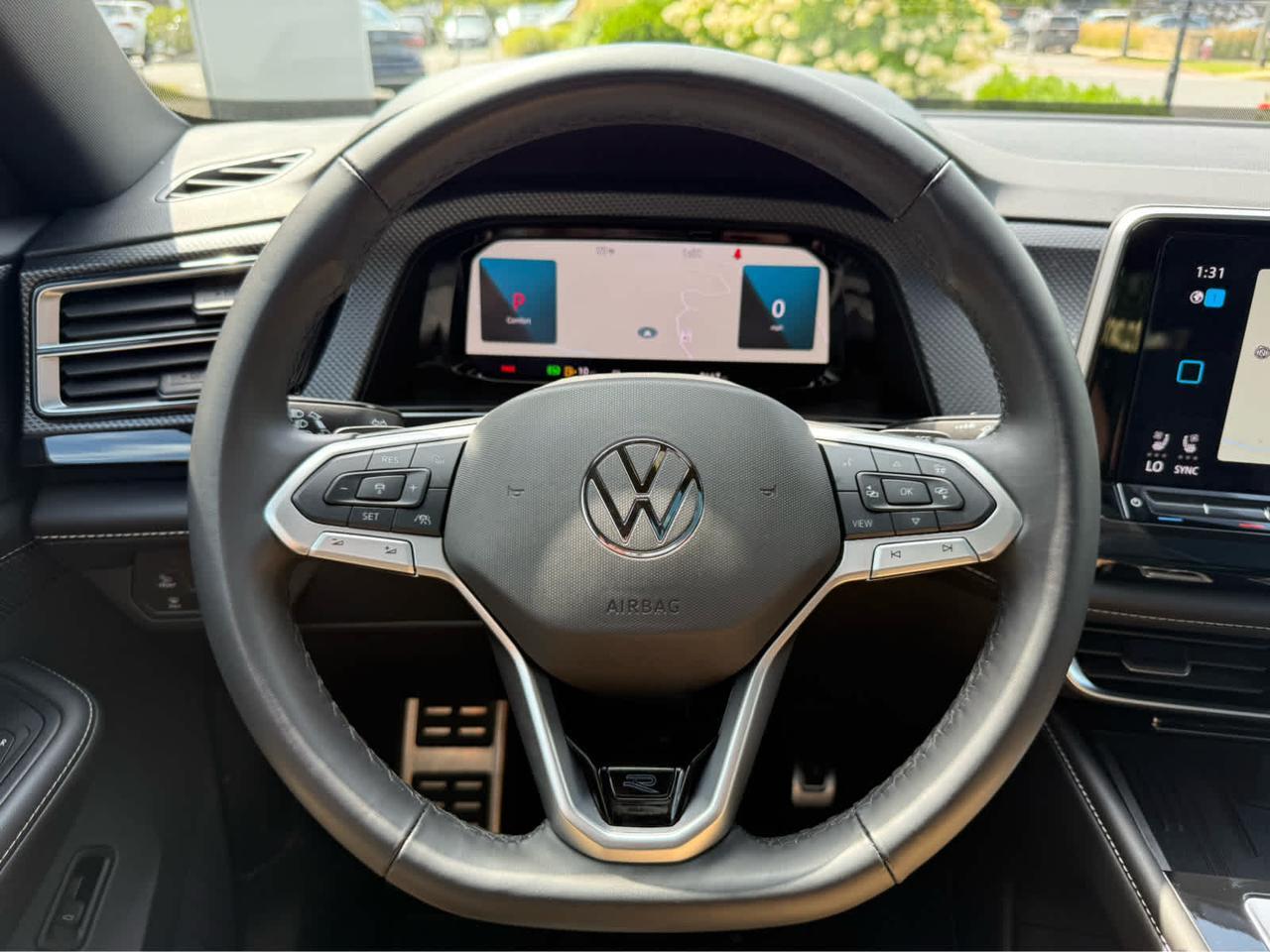 2025 Volkswagen Atlas Cross Sport 2.0T SEL Premium R-Line Wellesley MA