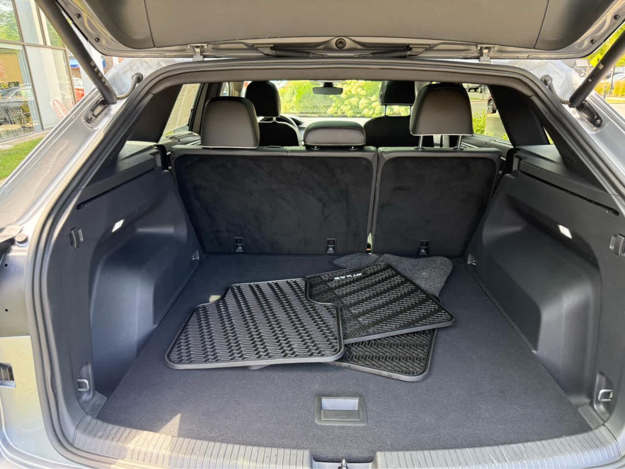 2025 Volkswagen Atlas Cross Sport 2.0T SEL Premium R-Line Wellesley MA