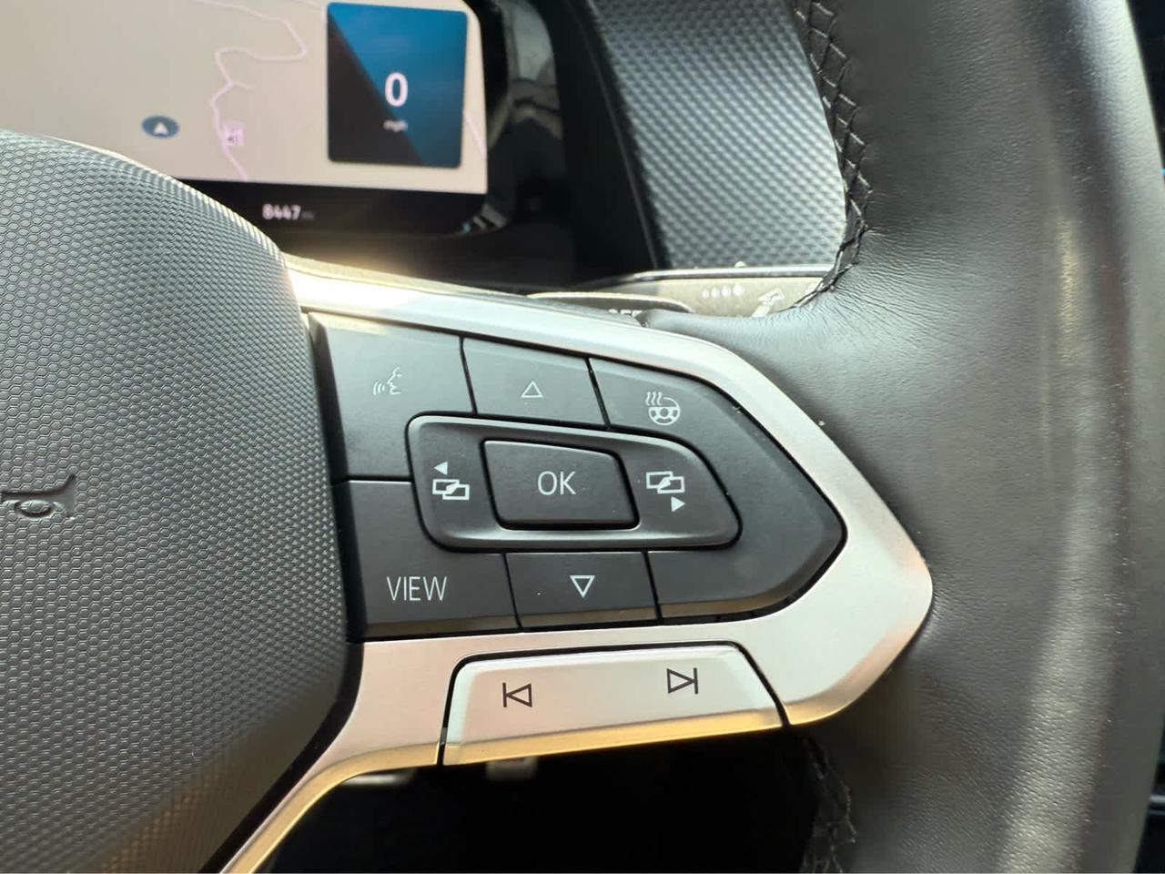 2025 Volkswagen Atlas Cross Sport 2.0T SEL Premium R-Line Wellesley MA