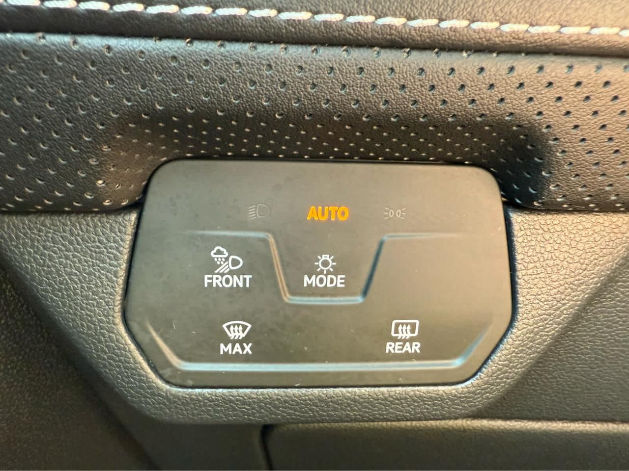 2025 Volkswagen Atlas Cross Sport 2.0T SEL Premium R-Line Wellesley MA
