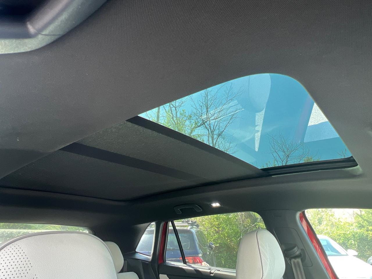 2025 Volkswagen Atlas Cross Sport 2.0T SEL Premium R-Line Hagerstown MD