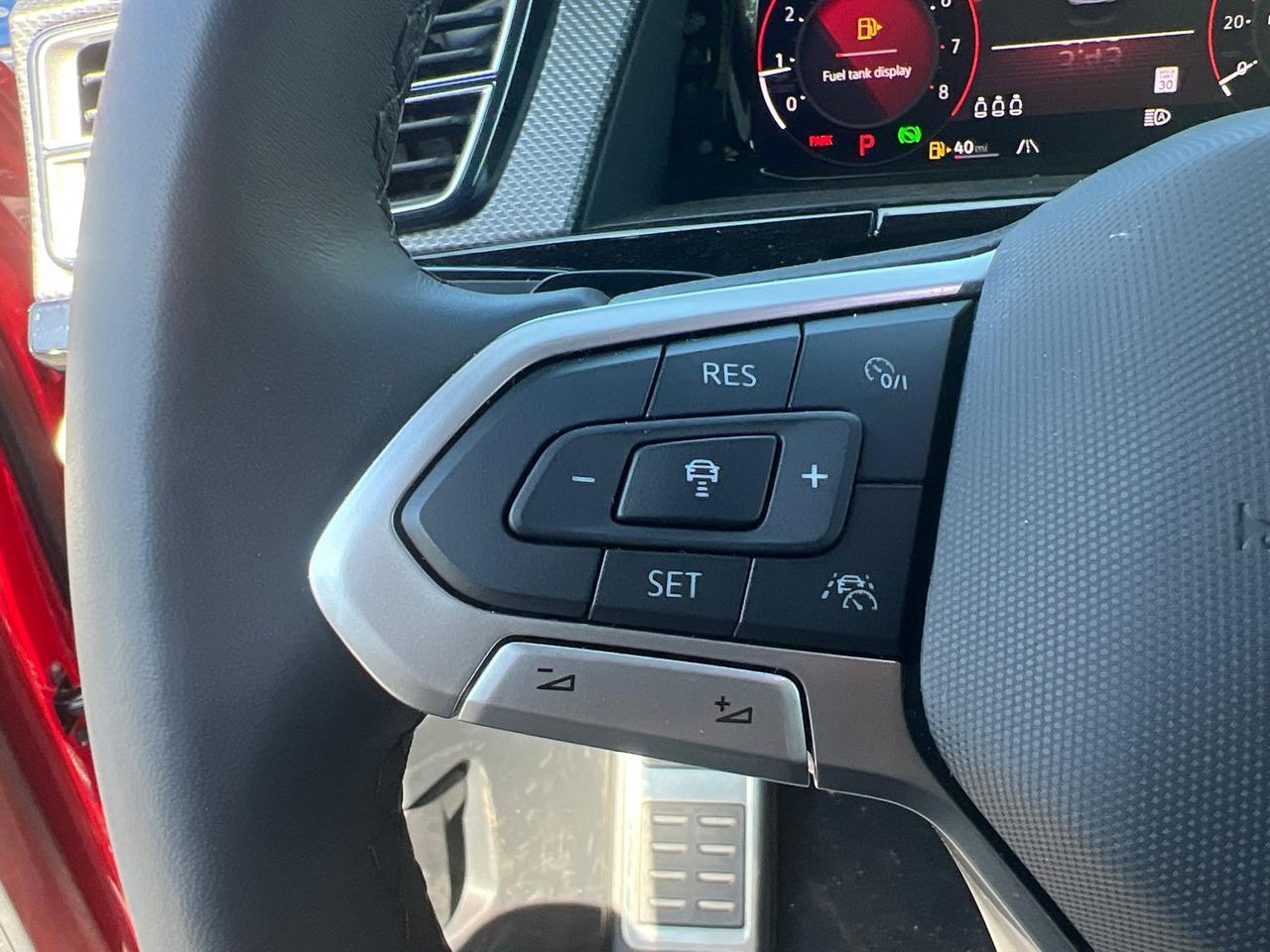 2025 Volkswagen Atlas Cross Sport 2.0T SEL Premium R-Line Hagerstown MD