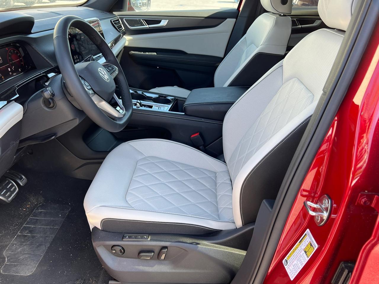 2025 Volkswagen Atlas Cross Sport 2.0T SEL Premium R-Line Hagerstown MD