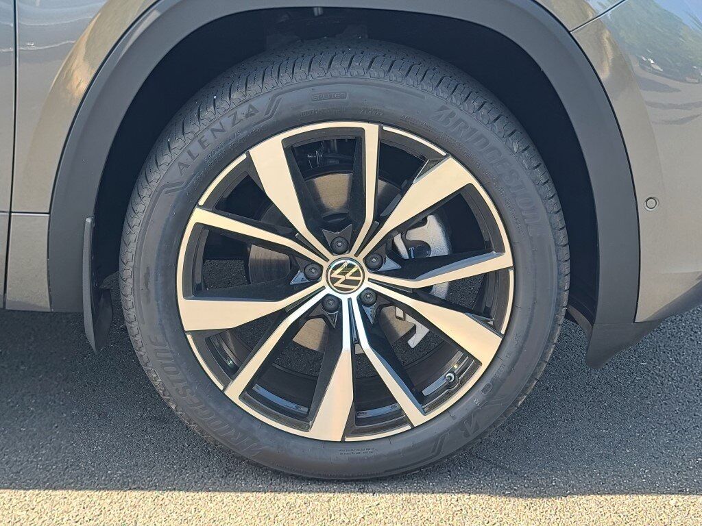 2025 Volkswagen Atlas Cross Sport 2.0T SEL Premium R-Line Springfield VA