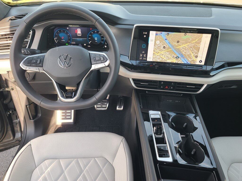 2025 Volkswagen Atlas Cross Sport 2.0T SEL Premium R-Line Springfield VA