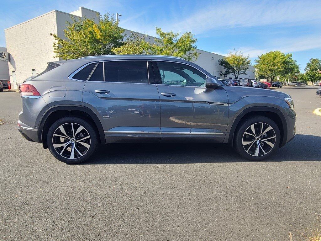 2025 Volkswagen Atlas Cross Sport 2.0T SEL Premium R-Line Springfield VA