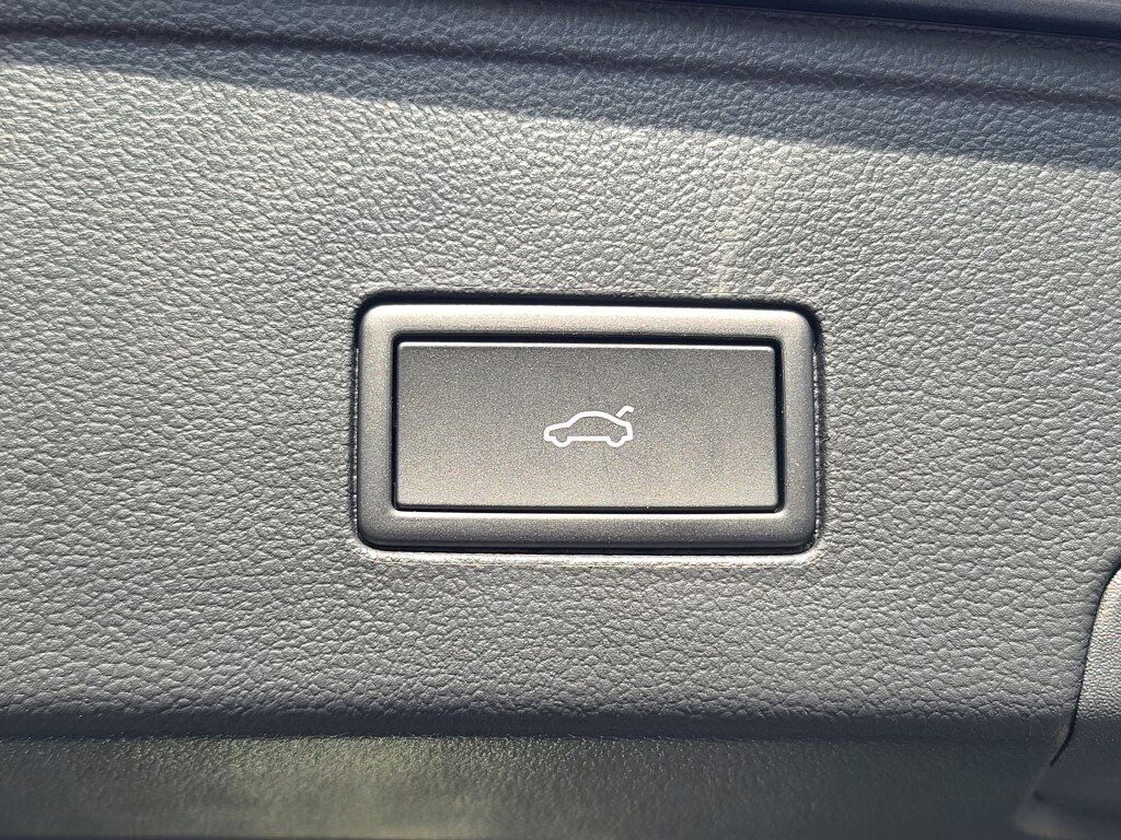 2025 Volkswagen Atlas Cross Sport 2.0T SEL Premium R-Line Springfield VA