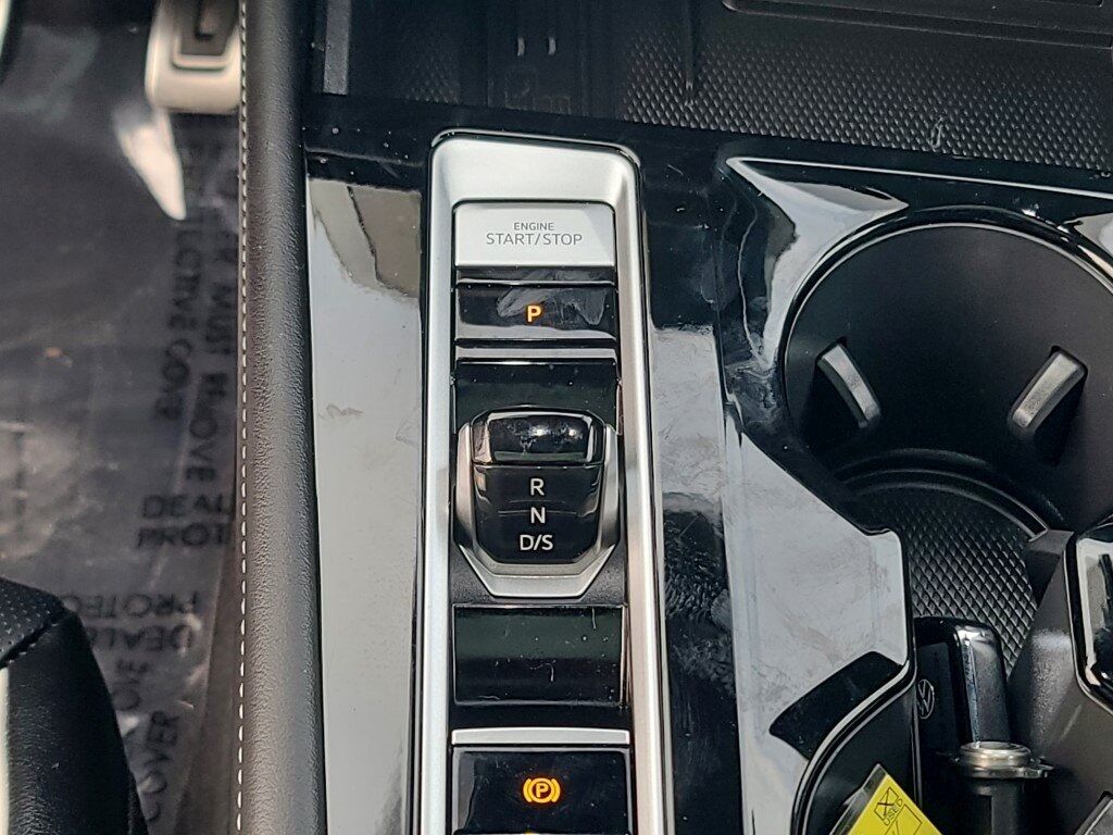 2025 Volkswagen Atlas Cross Sport 2.0T SEL Premium R-Line Springfield VA