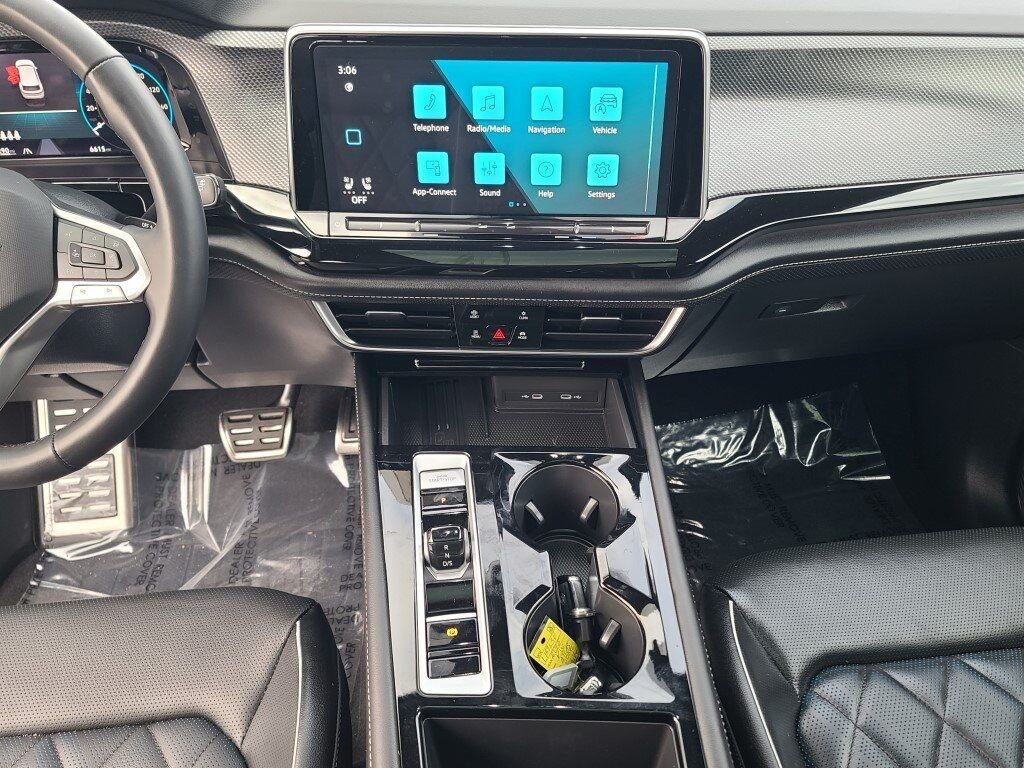 2025 Volkswagen Atlas Cross Sport 2.0T SEL Premium R-Line Springfield VA