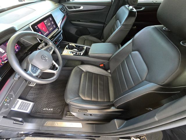 2025 Volkswagen Atlas Cross Sport 2.0T SEL R-Line Black Folsom CA