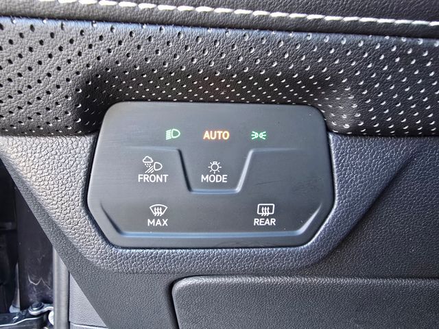 2025 Volkswagen Atlas Cross Sport 2.0T SEL R-Line Black Folsom CA