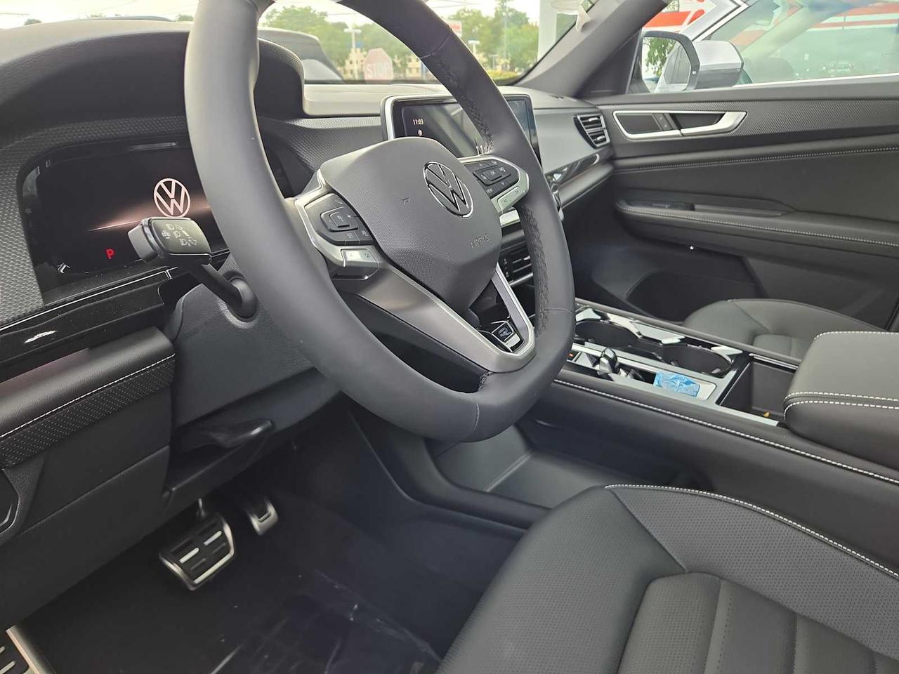 2025 Volkswagen Atlas Cross Sport 2.0T SEL R-Line Black Medford MA