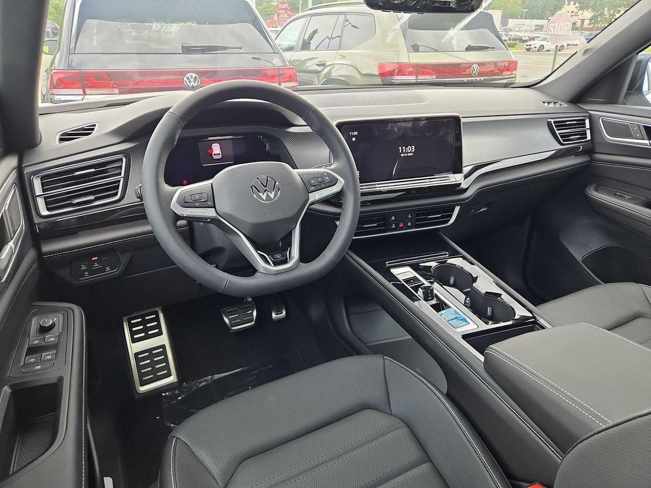 2025 Volkswagen Atlas Cross Sport 2.0T SEL R-Line Black Medford MA