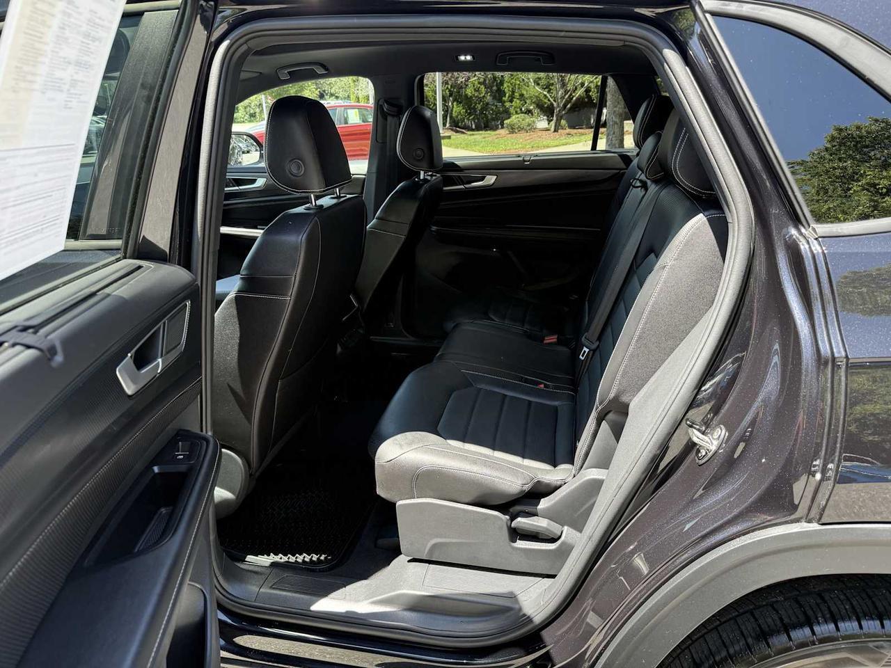 2025 Volkswagen Atlas Cross Sport 2.0T SEL R-Line Black Westborough MA