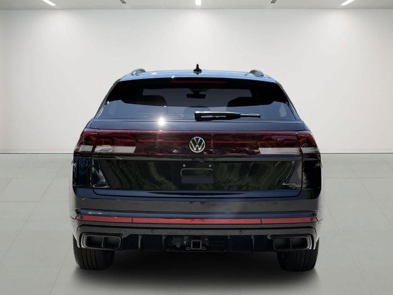 2025 Volkswagen Atlas Cross Sport 2.0T SEL R-Line Black Westborough MA
