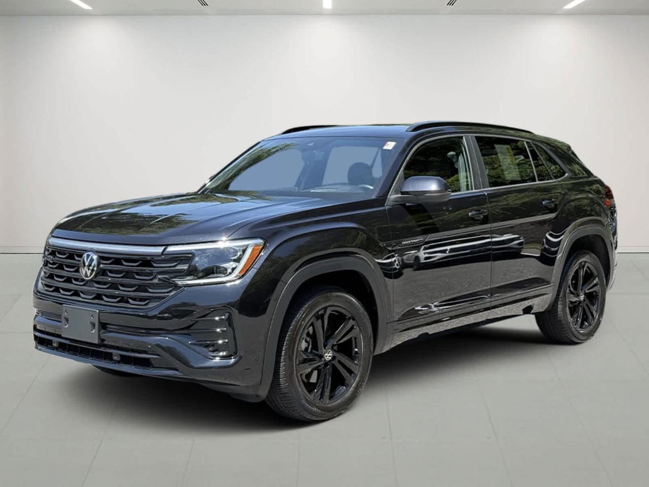 2025 Volkswagen Atlas Cross Sport 2.0T SEL R-Line Black Westborough MA