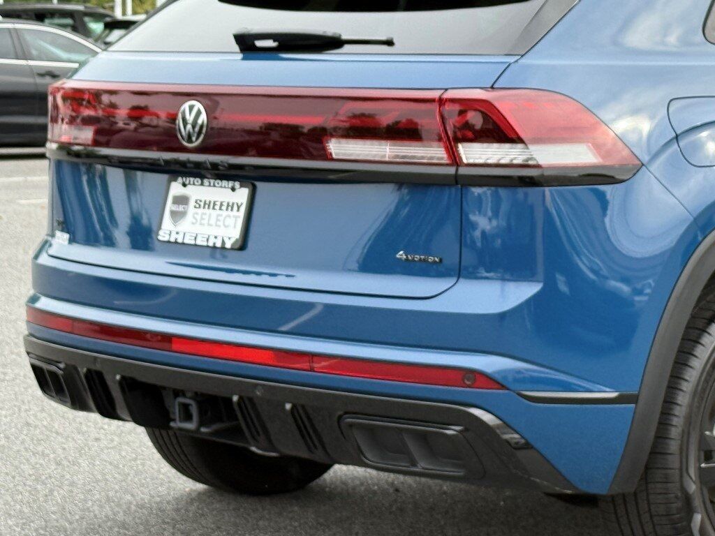 2025 Volkswagen Atlas Cross Sport 2.0T SEL R-Line Black Springfield VA