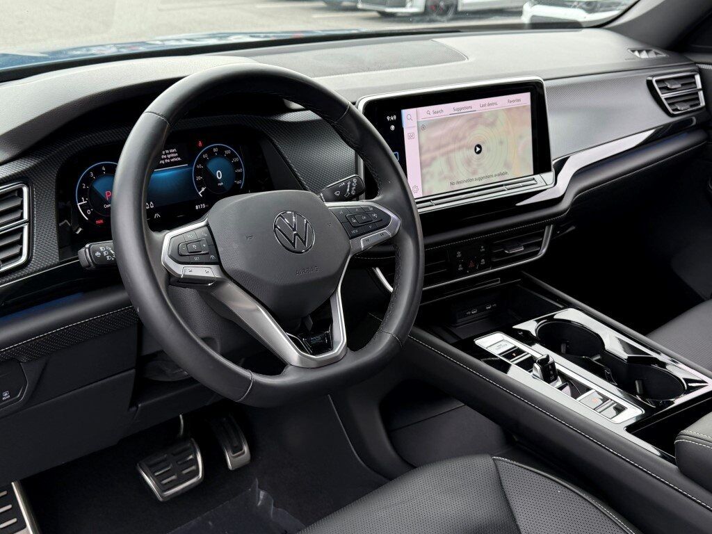 2025 Volkswagen Atlas Cross Sport 2.0T SEL R-Line Black Springfield VA