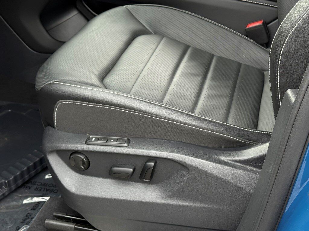 2025 Volkswagen Atlas Cross Sport 2.0T SEL R-Line Black Springfield VA