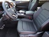2025 Volkswagen Atlas Cross Sport 2.0T SEL R-Line Oshkosh WI