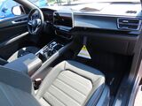 2025 Volkswagen Atlas Cross Sport 2.0T SEL R-Line Oshkosh WI