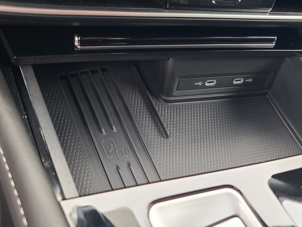 2025 Volkswagen Atlas Cross Sport 2.0T SEL Fredericksburg VA