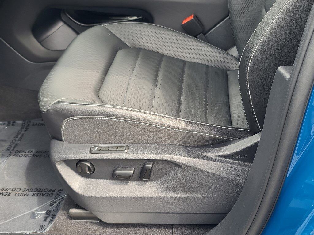 2025 Volkswagen Atlas Cross Sport 2.0T SEL Springfield VA
