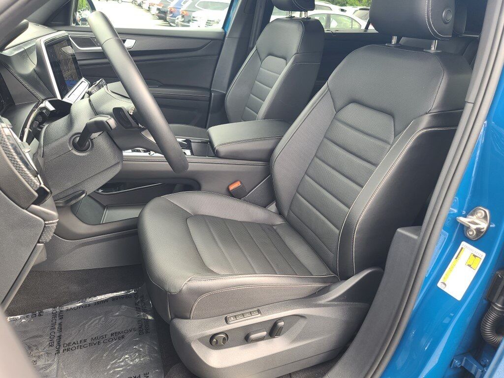 2025 Volkswagen Atlas Cross Sport 2.0T SEL Springfield VA
