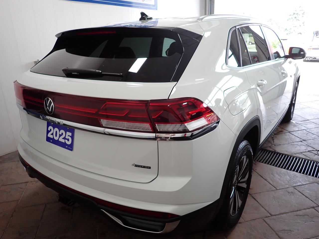 2025 Volkswagen Atlas Cross Sport Comfortline AWD LEATHER Listowel ON