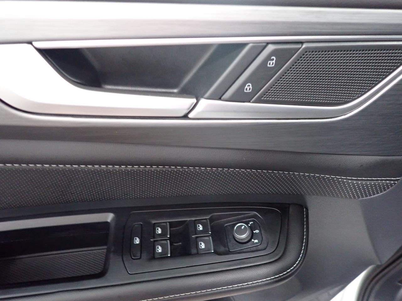 2025 Volkswagen Atlas Cross Sport Comfortline AWD LEATHER Listowel ON